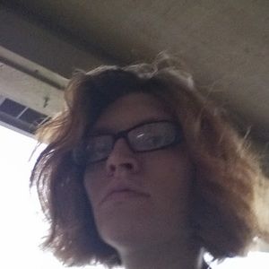 Meet your Posher, Janelle